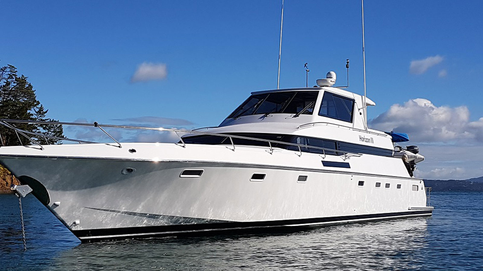 70 foot Warwick motor yacht Horizon III